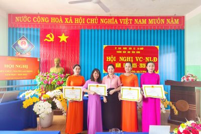 HỘI NGHỊ VIÊN CHỨC, NGƯỜI LAO ĐỘNG NĂM HỌC 2025-2026