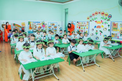 Bình Minh Ơi, Mai Tớ Vào Lớp 1 Rồi!